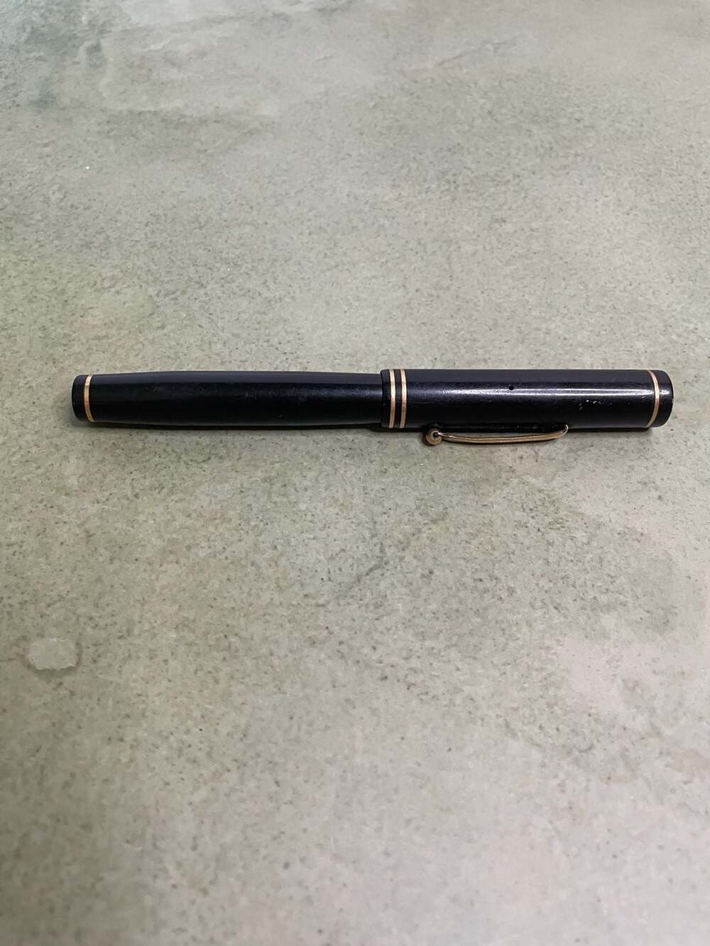 Wahl Eversharp Equi-Poised Clasp Model Fountain Pen Black Lever Filler